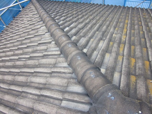 塗装前のセメント瓦